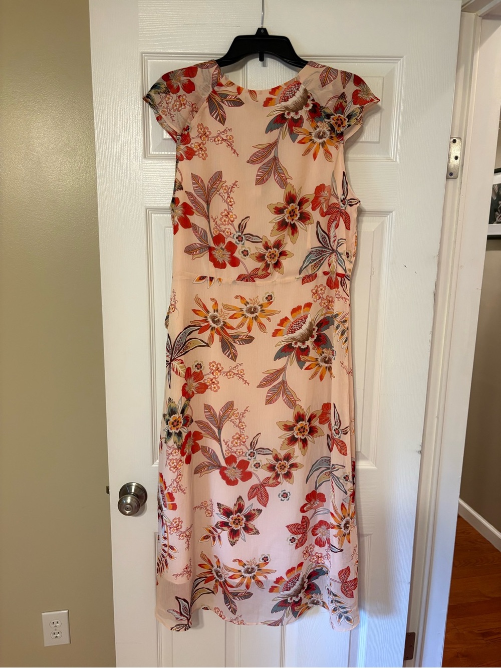 Sanctuary Floral Wrap Midi Dress NWT Beige Boho Ruffle Sleeve Tie Waist Summer - Picture 6 of 7
